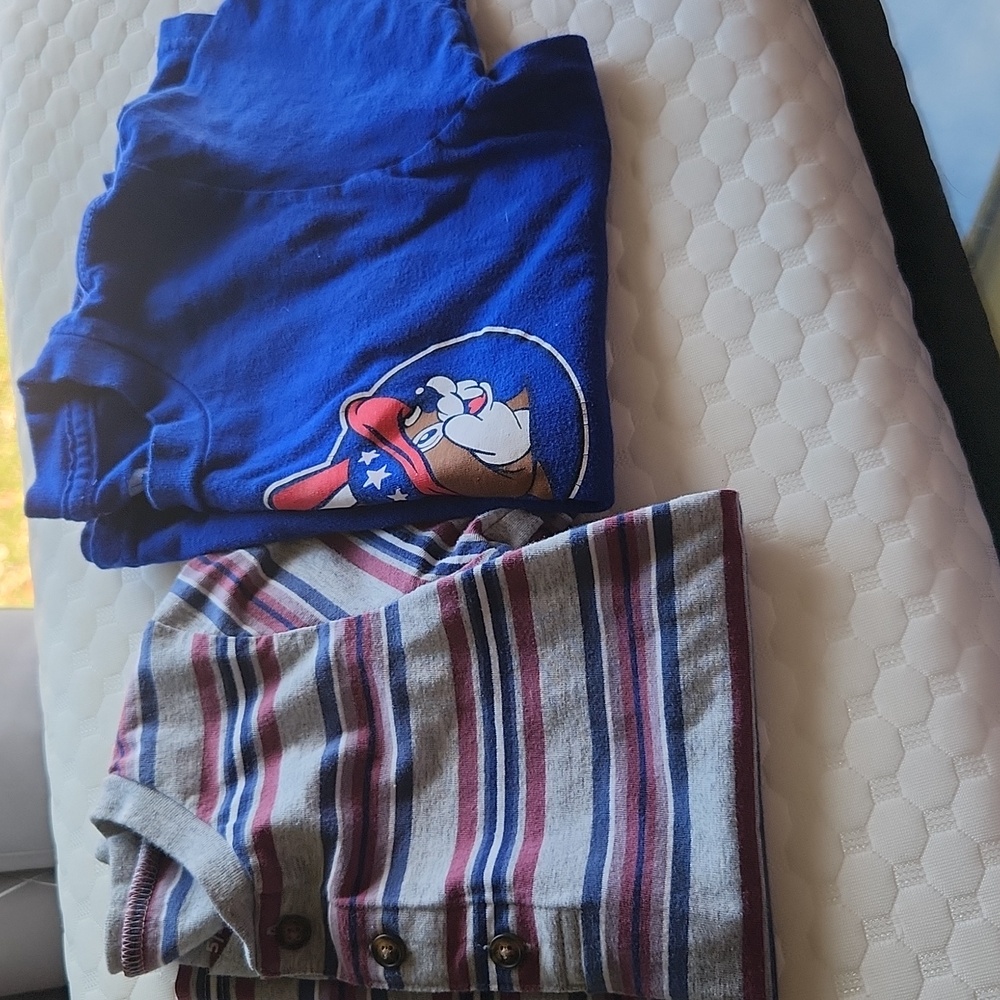 3/$10 - Two Boys T-Shirts |Bucc-ees|Carters